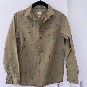 Boys REI lightweight outdoor shirt